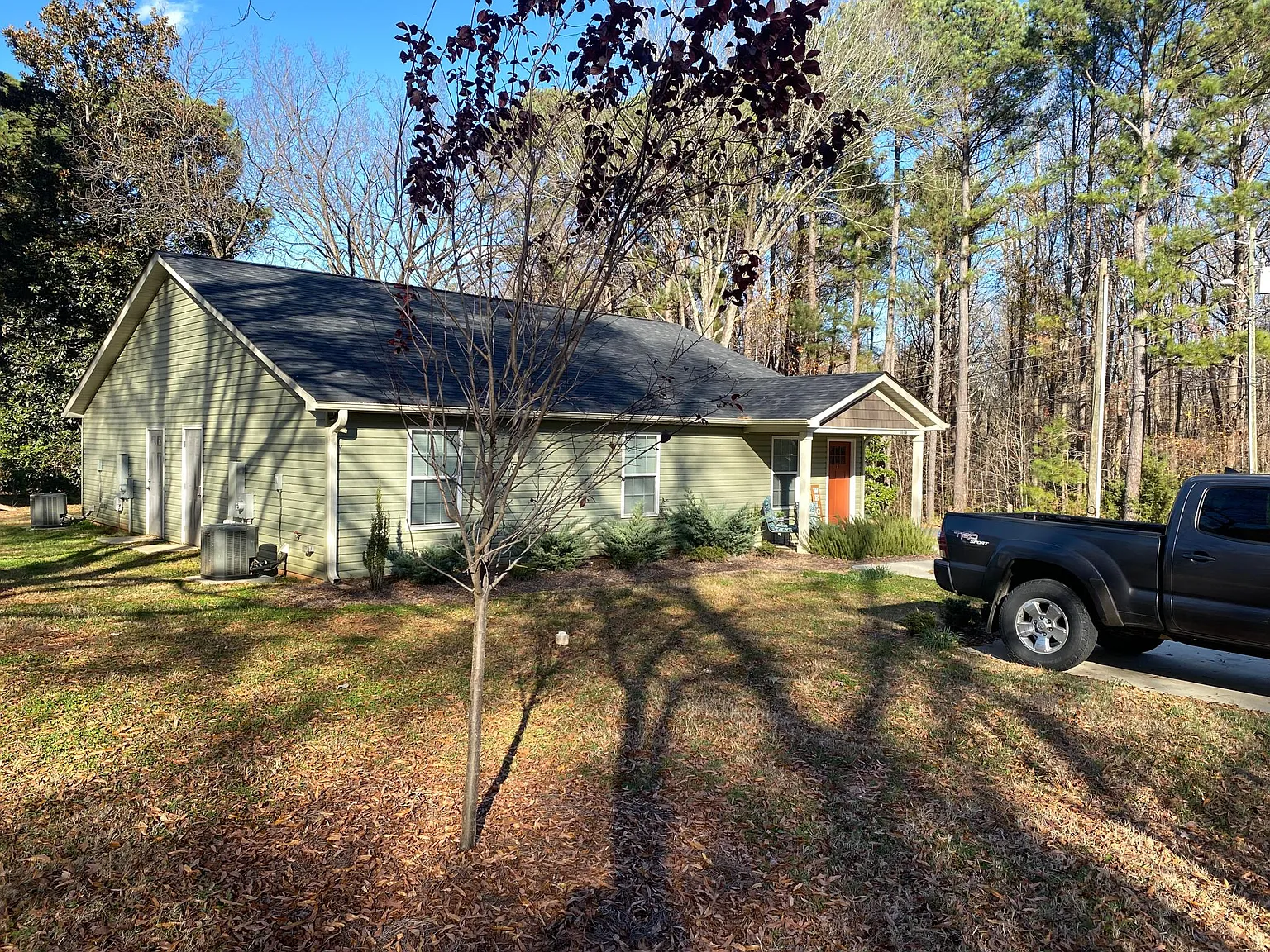 2 bed, 960 sqft, $1,450 — Photo 2