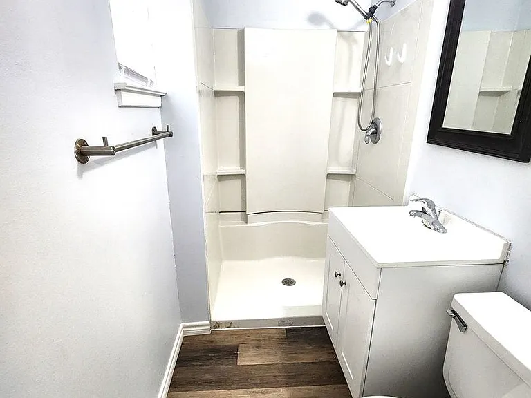 3604 Valley View Rd — Photo 10