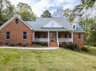 214 Lake Hunt Dr, Reidsville, NC 27320