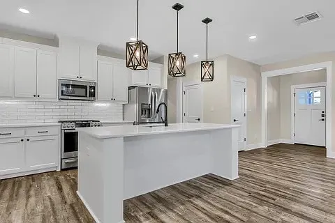 412 Carneros Dr — Photo 6