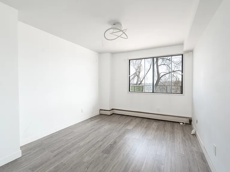 300 Meredith Rd NE #501 — Photo 10