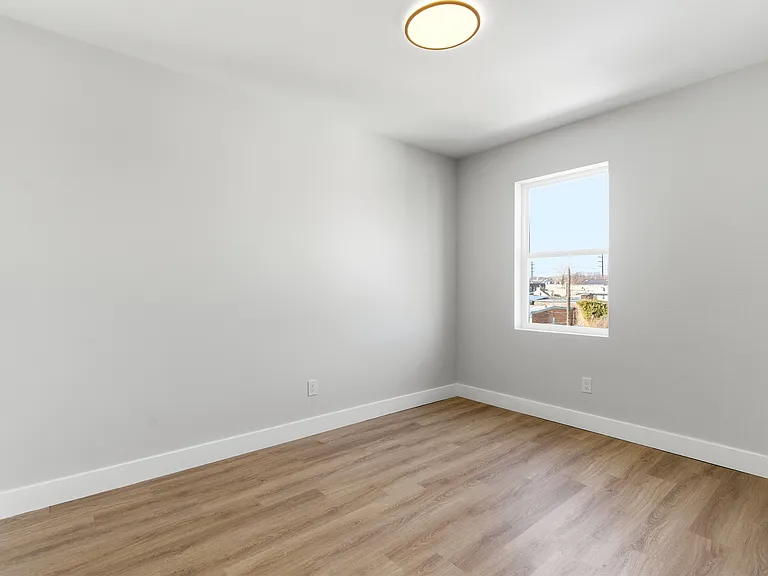 5137 Master St #11 — Photo 9