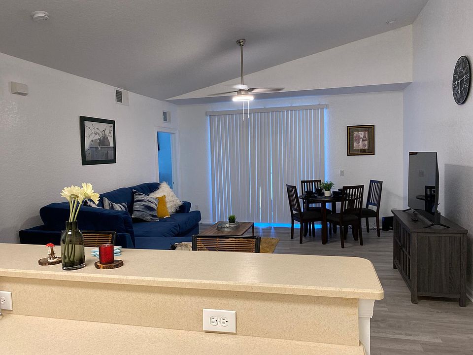 1st image of 1040 Hancock Creek South Blvd