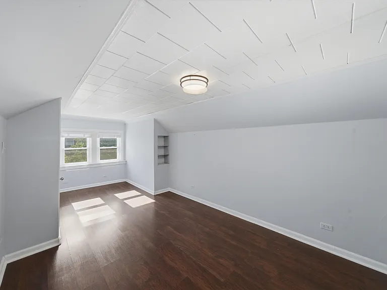 1908 S 58th Ave #2 — Photo 11