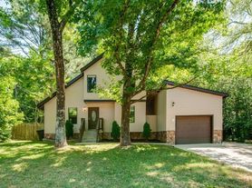 625 Mercer Dr