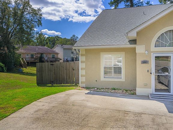 2nd image of 3465 Chatelaine Ct