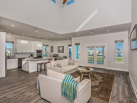 4th image of 21301 Scissor Tail Ln