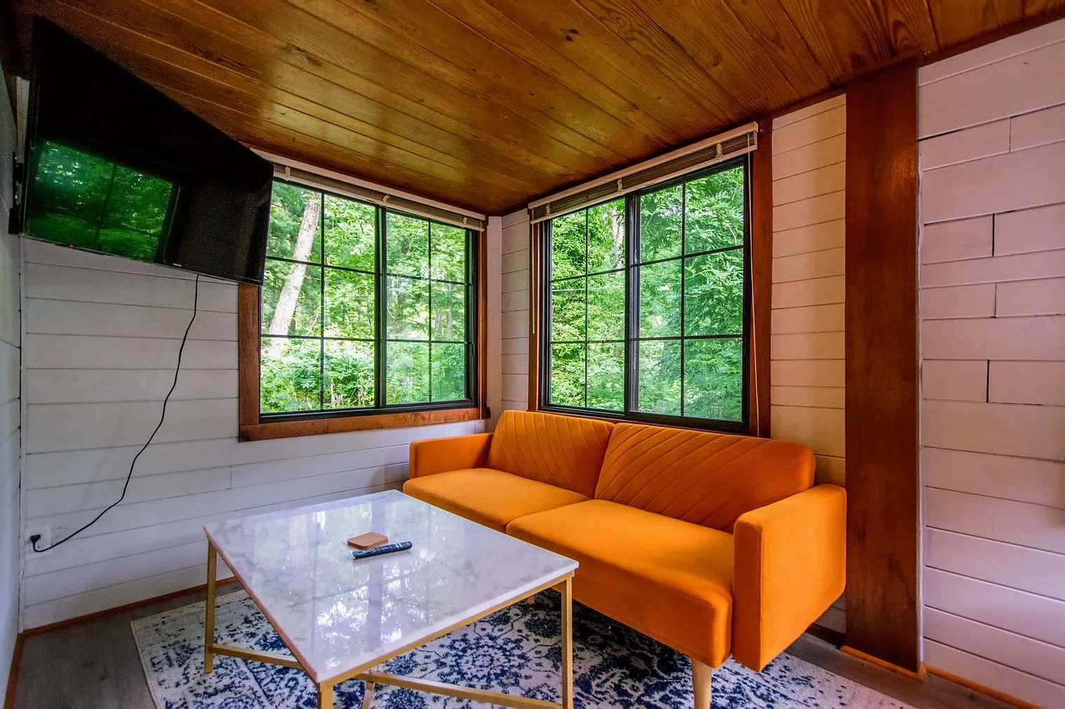 Studio, 1.0 bath, 290 sqft, $2,192 — Photo 2