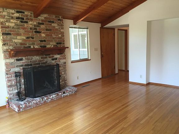 Living Room w/Fireplace