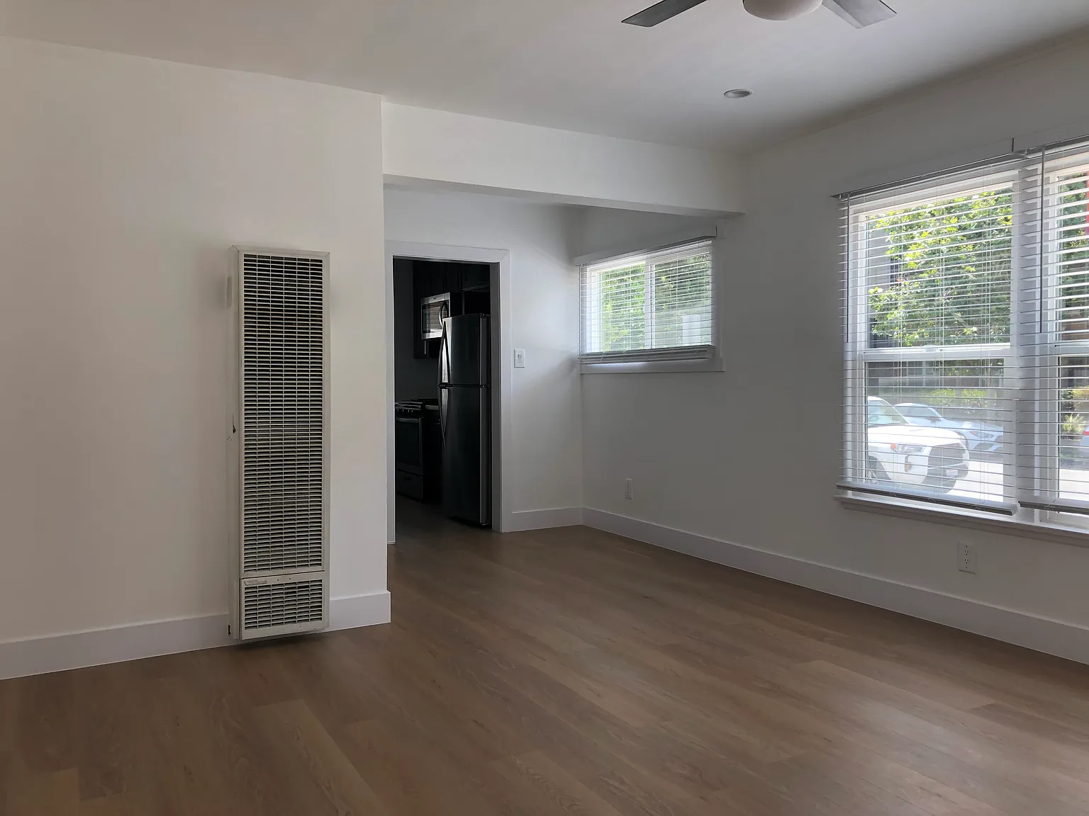 Studio, 450 sqft, $1,545 — Photo 4
