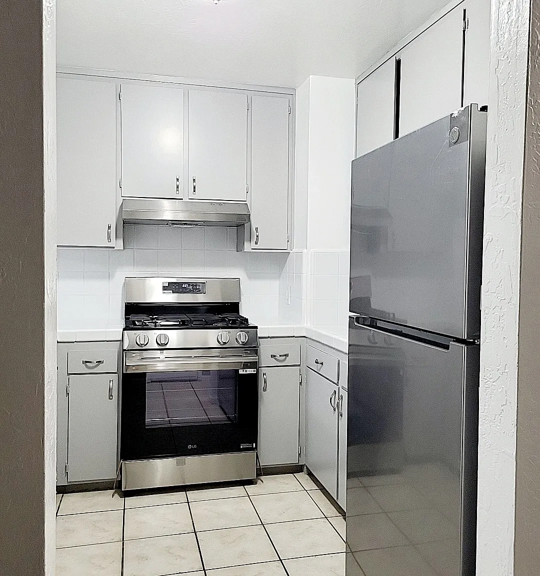 3 bed, 1300 sqft, $1,975 — Photo 3