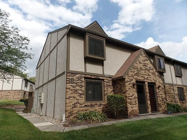 1st image of 3205 Summerdale Ln