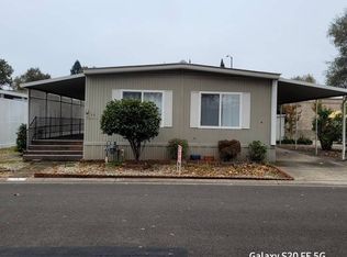 15 Calle Margarita, Elk Grove, CA 95624