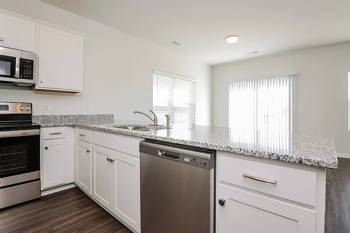 107 Percheron Dr — Photo 7