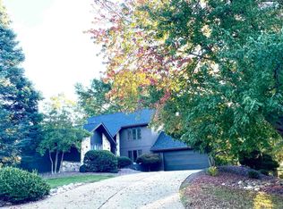 1910 S 30th St, Quincy, IL 62301