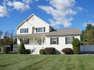 81 Moonlight Dr, Stormville, NY 12582