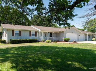 2526 Collins Rd, Oswego, IL 60543