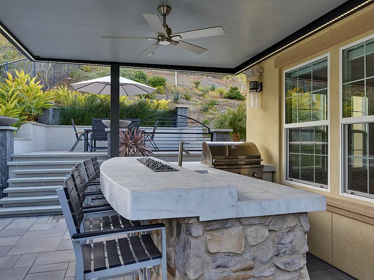 Covered Outdoor Poolside Bar & BBQ