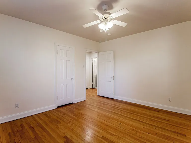 (204) 7339 Dartmouth Ave — Photo 21