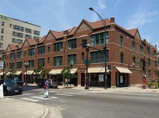 1044 W Bryn Mawr Ave #3, Chicago, IL 60660