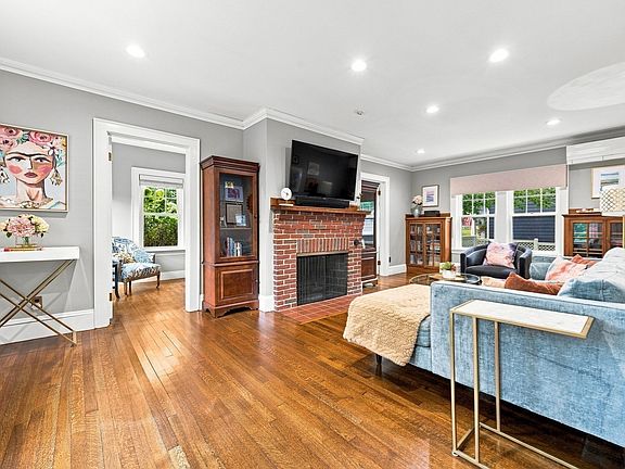 5th image of 6 Geneva Rd