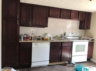 302 Maple St, Hickman, NE 68372