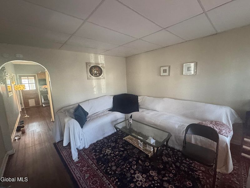 2nd image of 30 N Reservoir Street