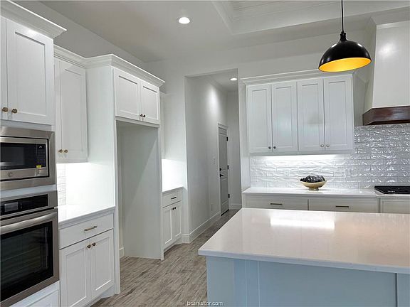 5th image of 4213 Skylar Dr