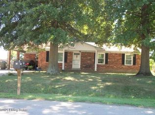 3520 Donna Ln, Bardstown, KY 40004