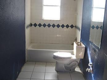 2nd image of 605 Park Ave
