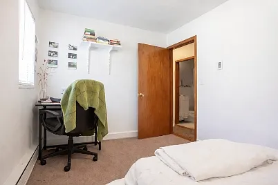 121 Centre St #4 — Photo 3