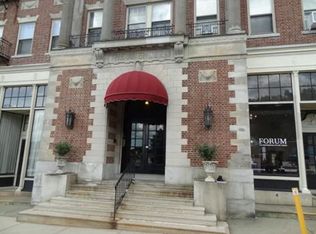354 N Main St APT 202, Andover, MA 01810