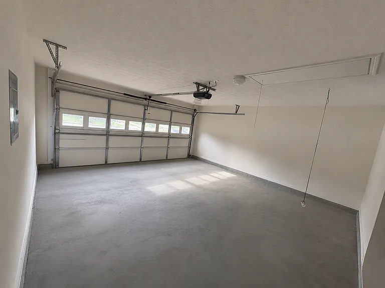 500 Liverpool Ct — Photo 43