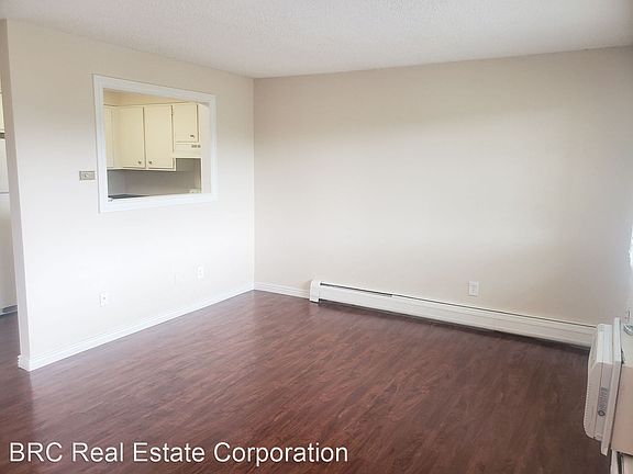 4th image of 3666 S Pearl St #10492676