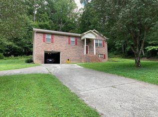 3296 Corbin Dr, Morristown, TN 37814