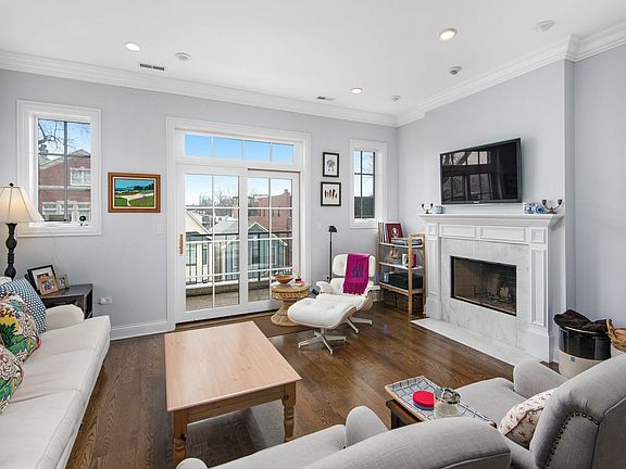 2nd image of 843 W Lill Ave #3