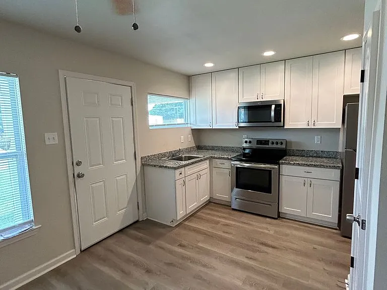 532-34 Live Oak Blvd — Photo 3