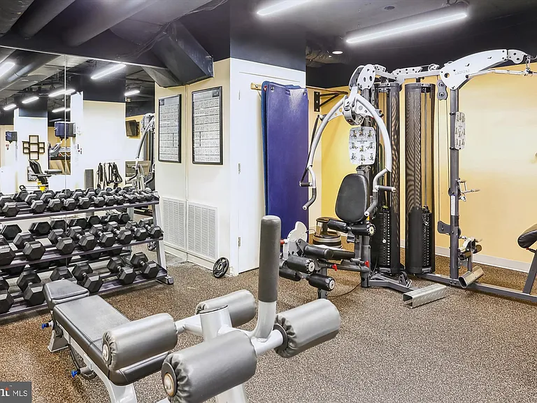 5500 Holmes Run Pkwy #210 — Photo 16