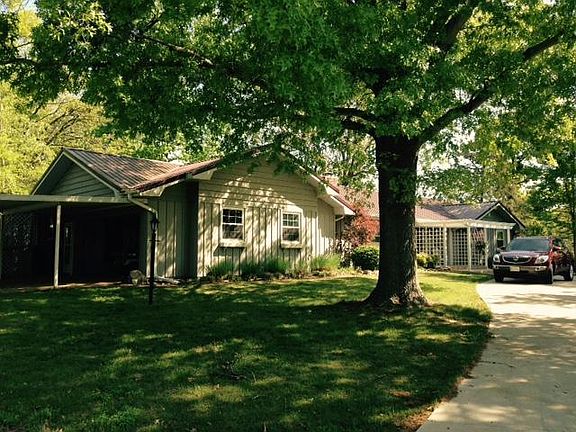 4th image of 8 Bridgeview Dr