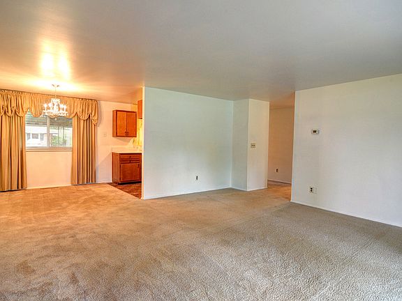 3rd image of 5504 Storck Dr