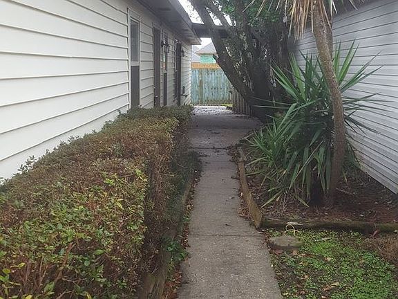 2nd image of 228 Briarcliff Dr