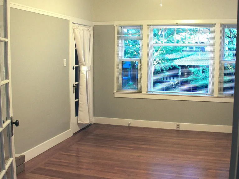 2815 I St #3 — Photo 3