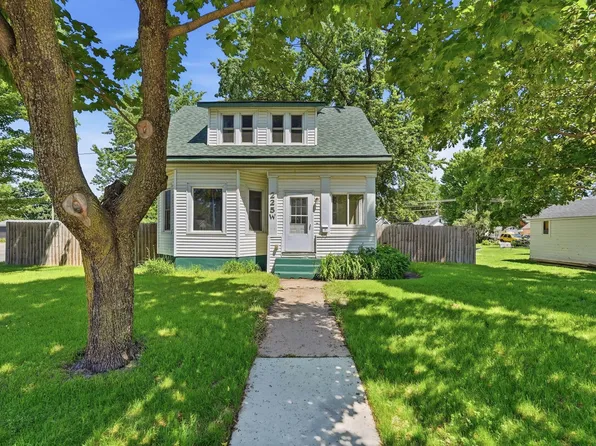 225 Main St W, Melrose, MN 56352