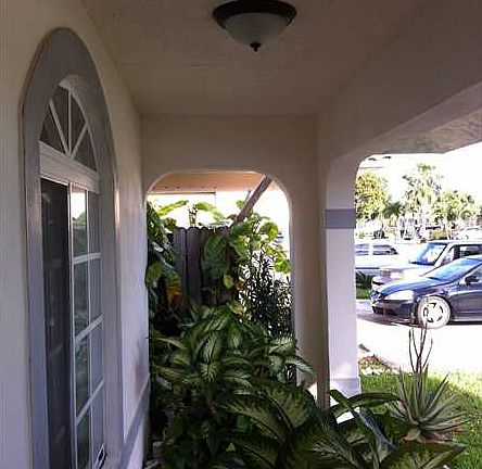5th image of 9737 NW 127th St