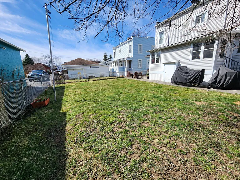 18 S Brett St — Photo 9