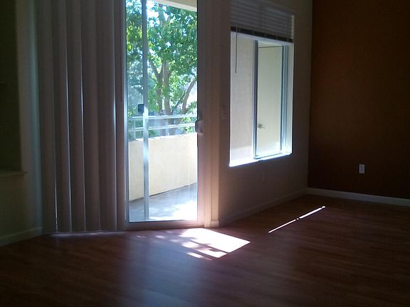 3rd image of 5201 Laguna Oaks Dr Unit 86
