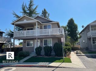 627 Valley Heart Ln, Central Point, OR 97502