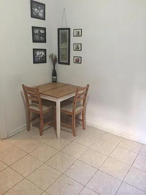 Rented by Roberto Guilbet, LREB | media 29