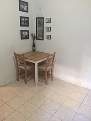 Rented by Roberto Guilbet, LREB