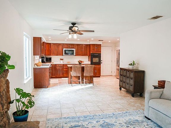4th image of 257 Brookdale Drive